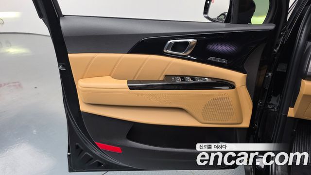 Kia Canival 2023 — photo 14