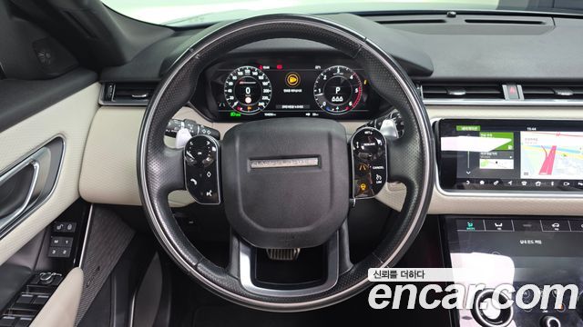 Land Rover Range Rover Velar 2019 — photo 13