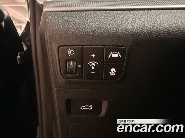 Kia K5 2023 — photo 11