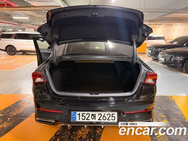 Kia K5 2023 — photo 18
