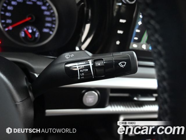 Kia K5 2022 — photo 16