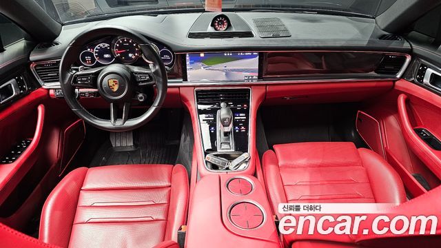 Porsche Panamera 2021 — photo 10