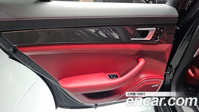 Porsche Panamera 2021 — photo 15