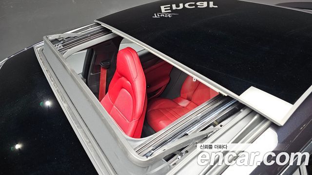 Porsche Panamera 2021 — photo 35
