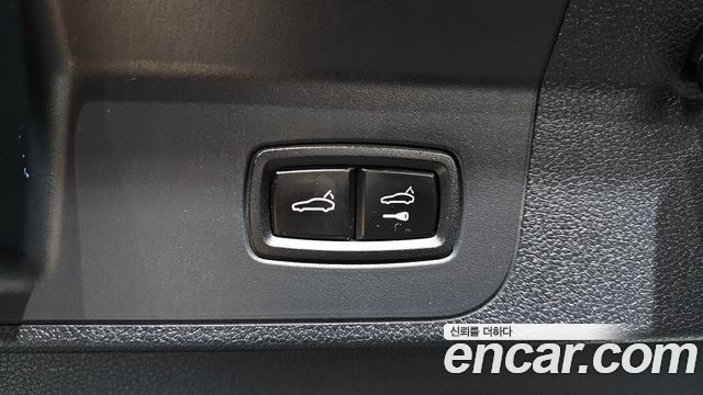 Porsche Panamera 2021 — photo 40