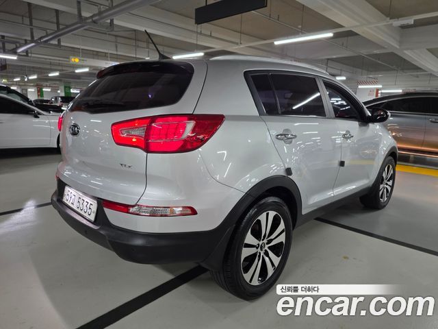 Kia Sportage 2012 — photo 2