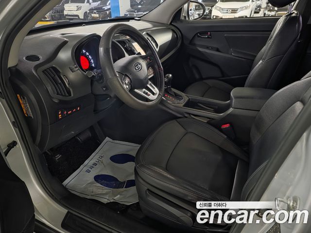 Kia Sportage 2012 — photo 10