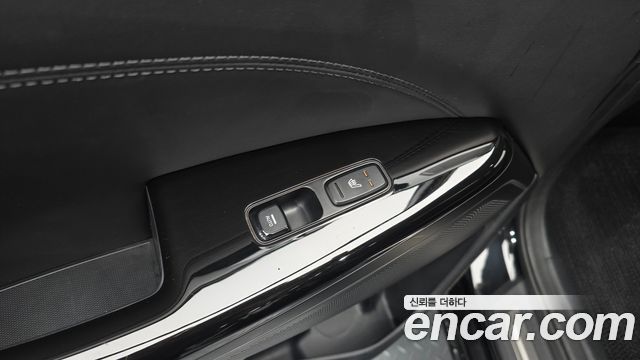 Kia K7 2020 — photo 24