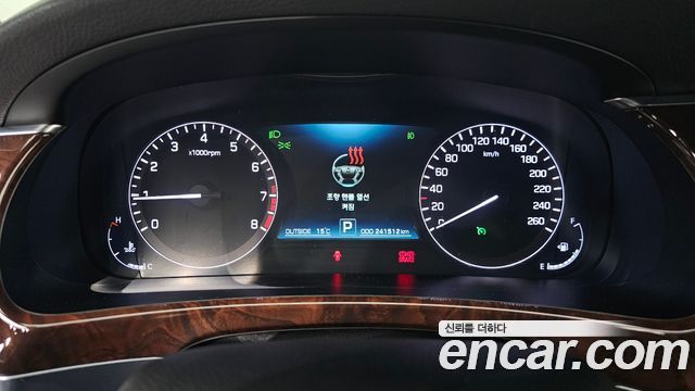 Hyundai Equus 2014 — photo 11
