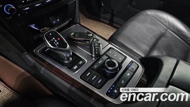 Hyundai Equus 2014 — photo 12