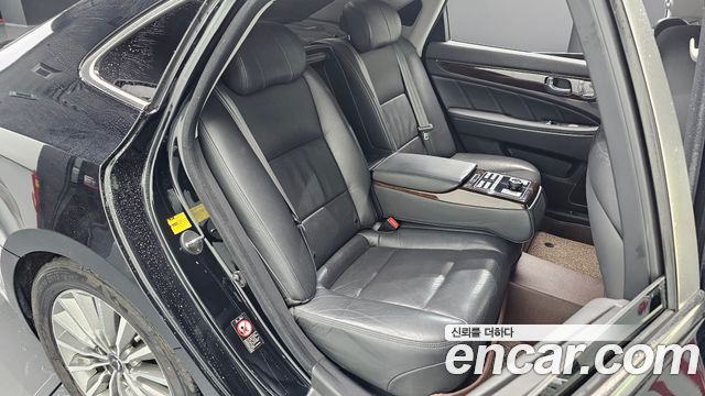 Hyundai Equus 2014 — photo 17