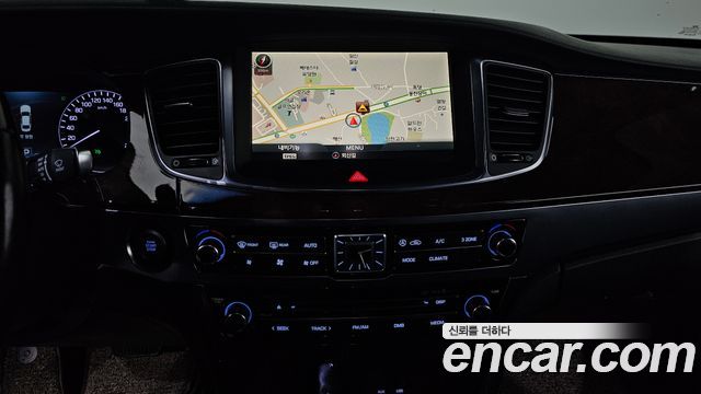 Hyundai Equus 2014 — photo 18