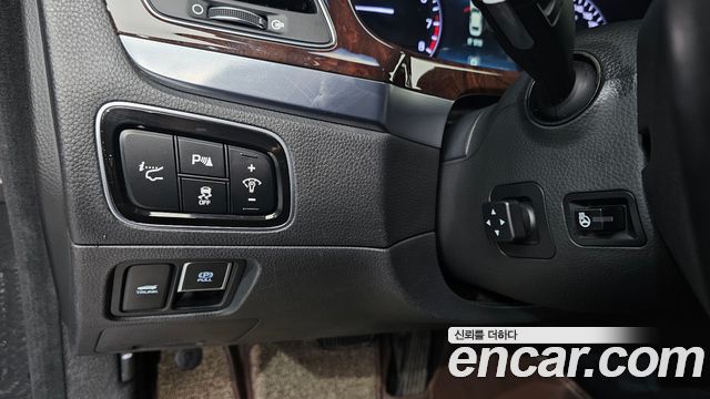 Hyundai Equus 2014 — photo 22