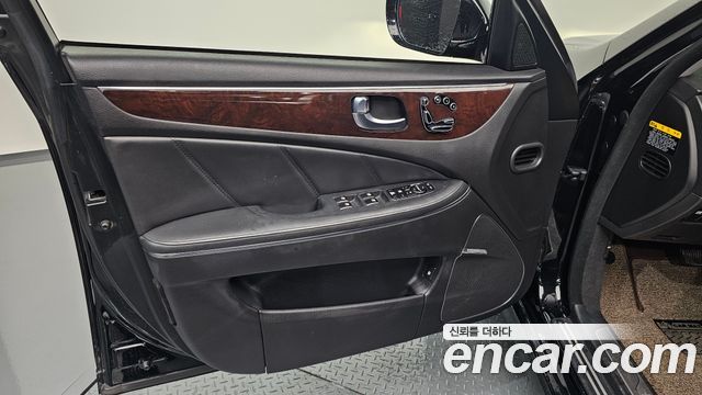 Hyundai Equus 2014 — photo 14