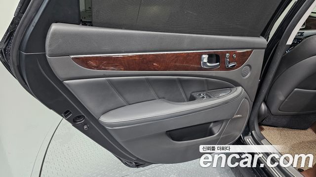 Hyundai Equus 2014 — photo 15