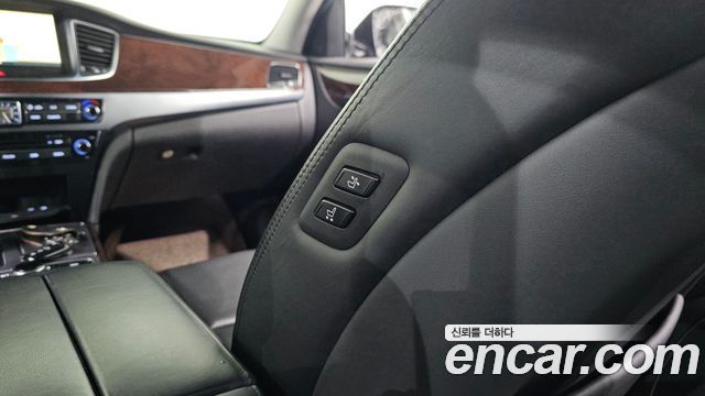 Hyundai Equus 2014 — photo 28