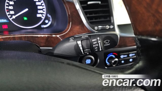 Hyundai Equus 2014 — photo 29