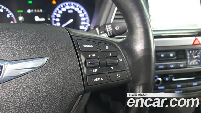 Hyundai Genesis 2015 — photo 31