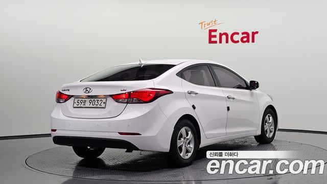 Hyundai AVANTE 2015 — photo 2