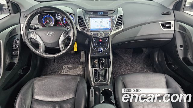 Hyundai AVANTE 2015 — photo 10