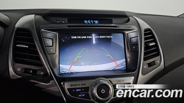 Hyundai AVANTE 2015 — photo 20