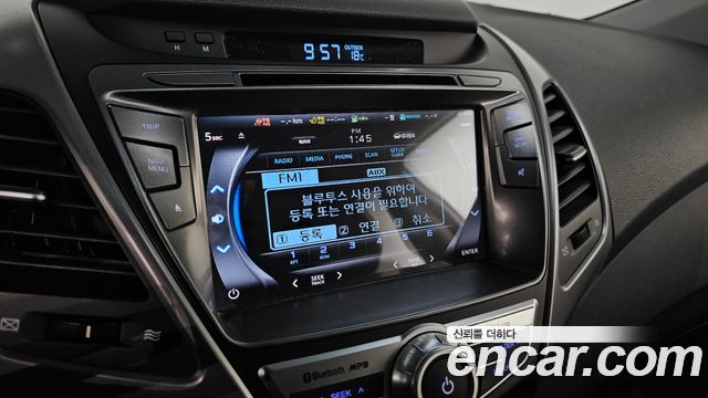 Hyundai AVANTE 2015 — photo 21