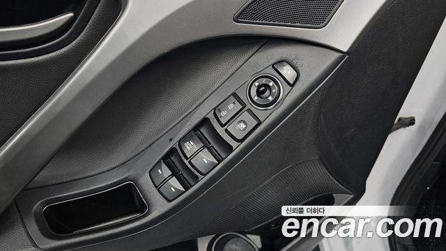 Hyundai AVANTE 2015 — photo 26