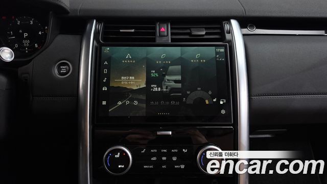 Land Rover Discovery 2022 — photo 19
