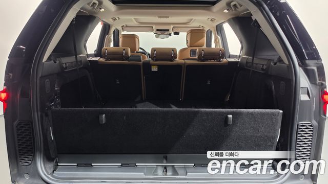 Land Rover Discovery 2022 — photo 26