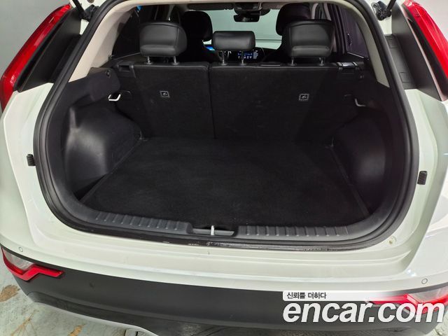 Kia Niro 2023 — photo 7