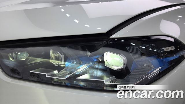 BMW X5 2026 — photo 8