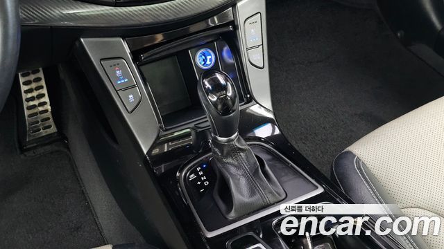 Hyundai i40 2016 — photo 9