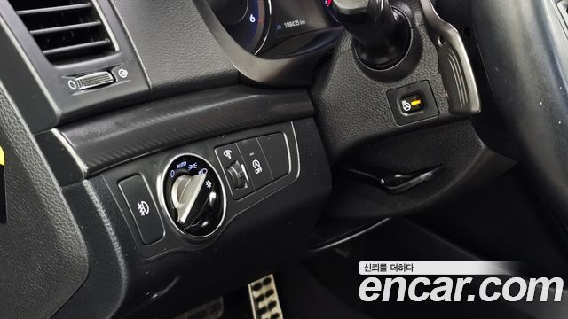 Hyundai i40 2016 — photo 16