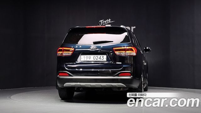 Kia Sorento 2017 — photo 4