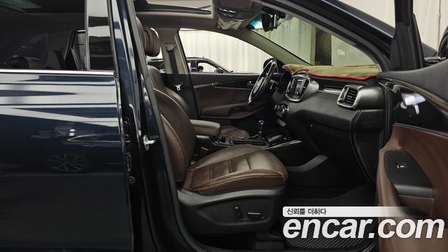 Kia Sorento 2017 — photo 17