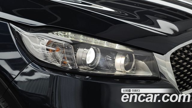 Kia Sorento 2017 — photo 8