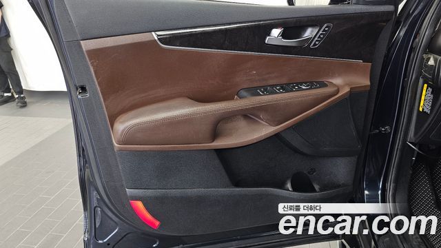 Kia Sorento 2017 — photo 14
