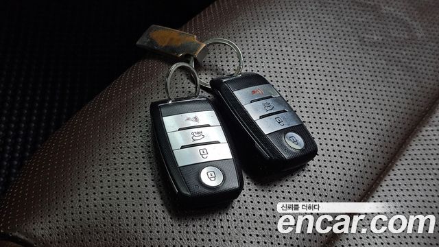 Kia Sorento 2017 — photo 36