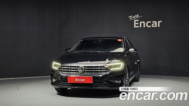Volkswagen Jetta 2021 — photo 3