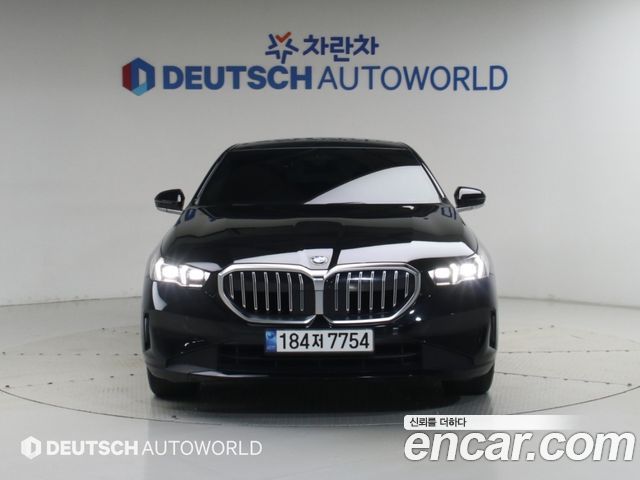 BMW 5-Series 2024 — photo 3
