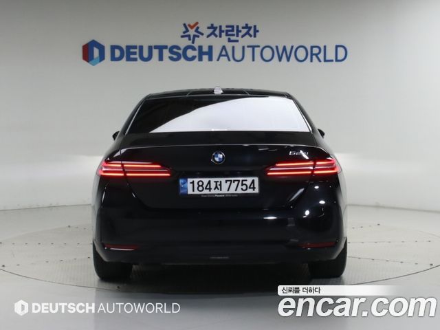 BMW 5-Series 2024 — photo 4