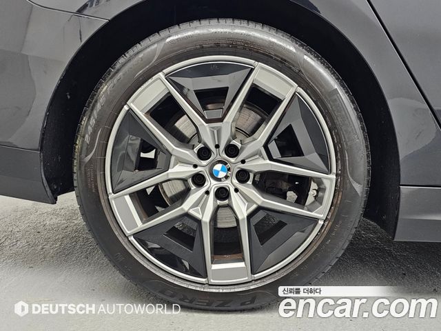 BMW 5-Series 2024 — photo 5