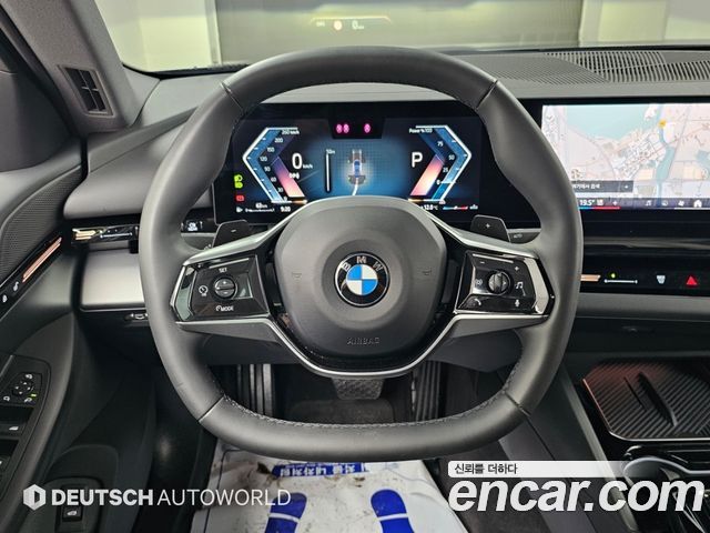 BMW 5-Series 2024 — photo 13