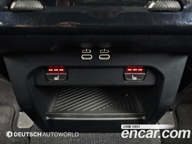BMW 5-Series 2024 — photo 16