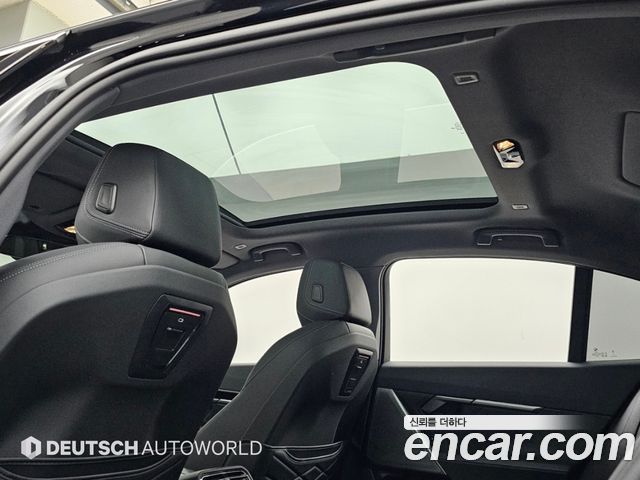 BMW 5-Series 2024 — photo 18