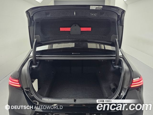 BMW 5-Series 2024 — photo 19