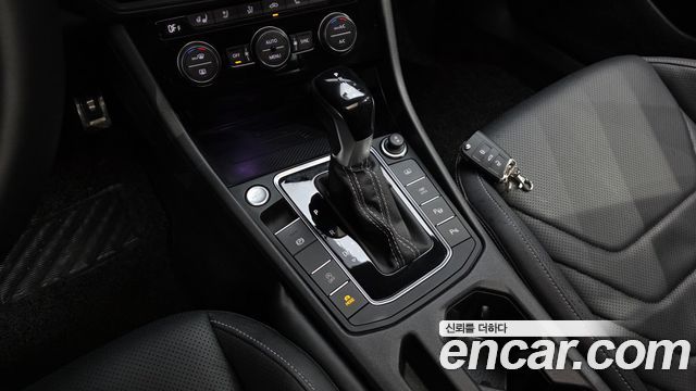 Volkswagen Jetta 2021 — photo 9