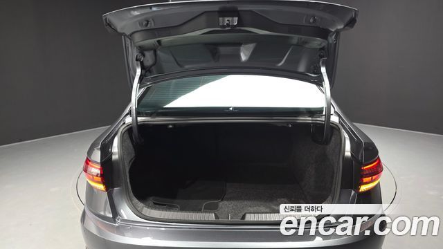 Volkswagen Jetta 2021 — photo 20