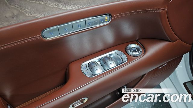 Genesis G90 2022 — photo 25