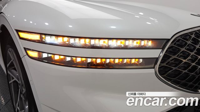 Genesis G90 2022 — photo 8